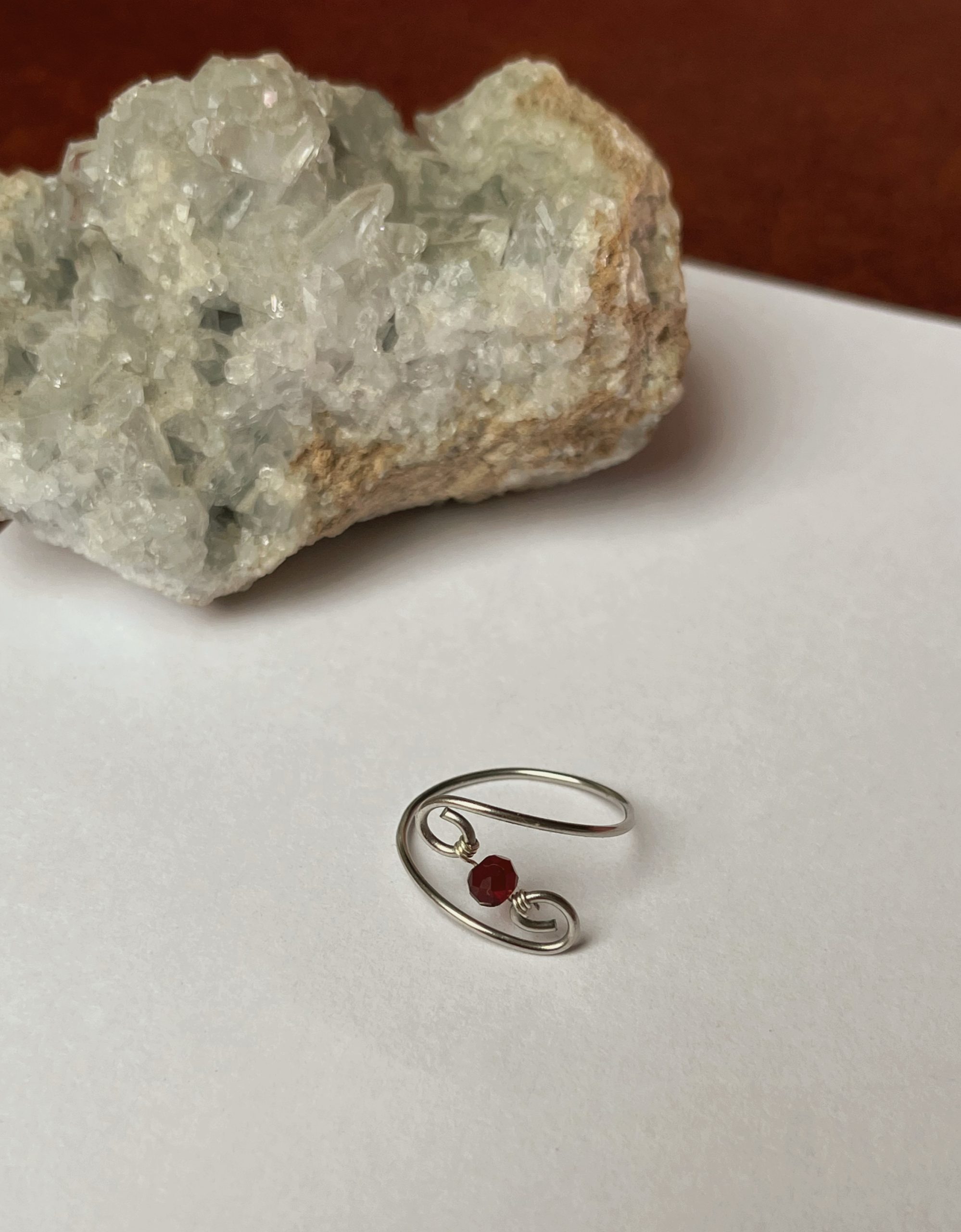 Roter Perlenring – Bild 2